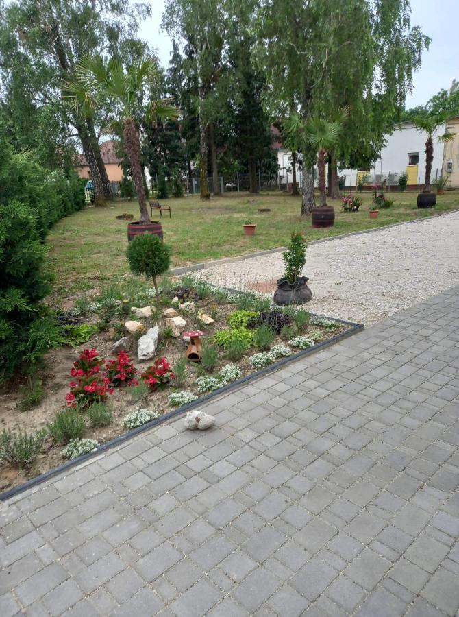 Meller-Kastely Villa Csurgo Exterior photo